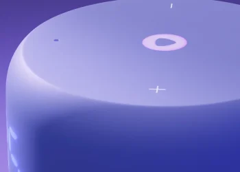 Yandex Qazaqstan Қазақстанда LED — экраны және жаңартылған эмоционалды Алисасы бар Лайт 2 жаңа станциясын таныстырды