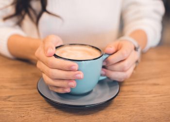 Кофе қандай жағдайда денсаулыққа зиян тигізуі мүмкін?