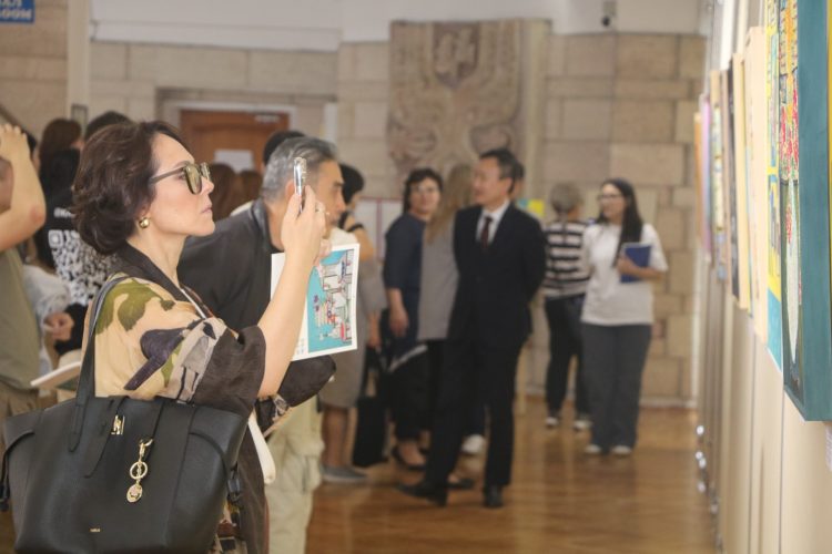 Алматыда Орталық музейде «ЧЭККОРИ» көрмесі өтіп жатыр