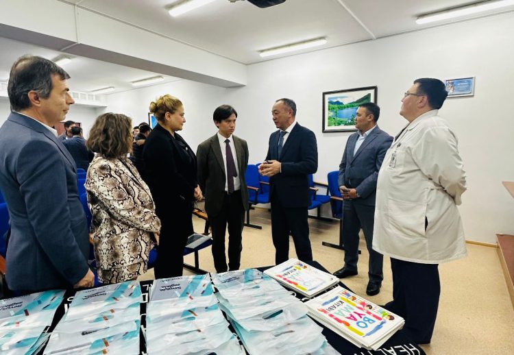 Алматы облысында Түркиядан келген дәрігерлер пациенттерді қабылдады