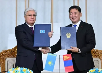 Қазақстан мен Моңғолия өз ара құжаттарға құжаттарға қол қойды