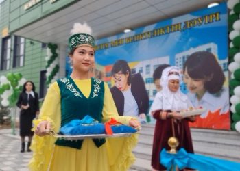 Жетісудың шекаралық Панфилов ауданында 1200 орынды алғашқы жайлы мектеп пайдалануға берілді