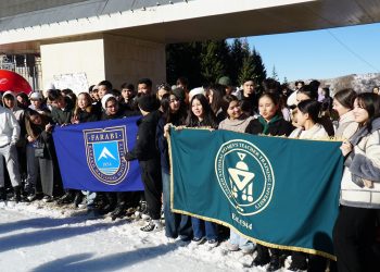 Медеудегі ICE Party: Алматының 1000-нан астам жастары Студенттер күнін атап өтті