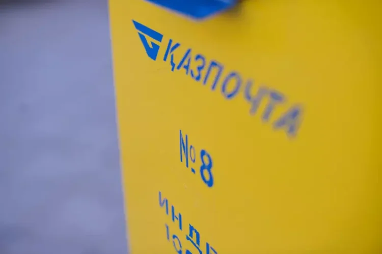 “Қазпошта“ басшысы заттар жоғалатынын мойындады