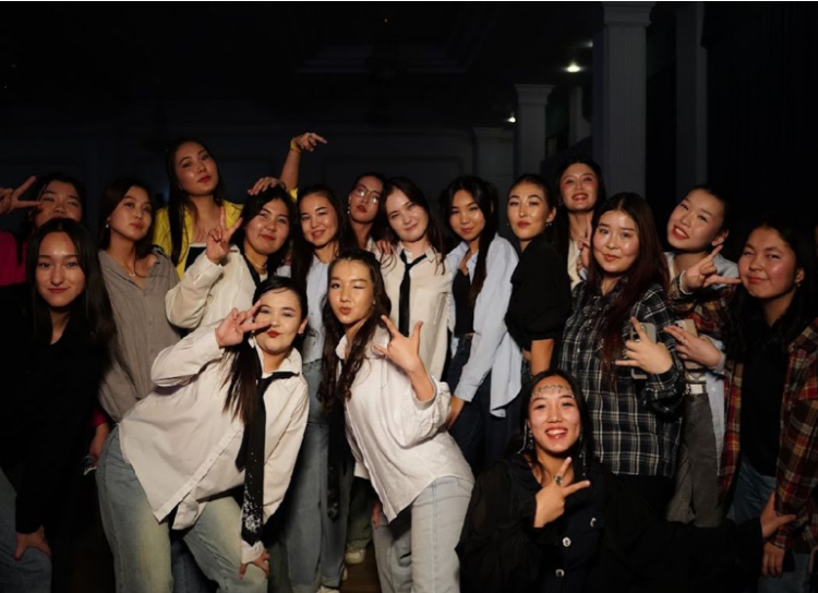 ПРОШЕЛ ОТЧЕТНЫЙ ГАЛА КОНЦЕРТ ДОСУГОВЫХ ЦЕНТРОВ  МЕДЕУСКОГО РАЙОНА