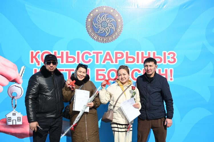 8 Наурыз мерекесі қарсаңында Талдықорғанда 23 көп балалы отбасыбаспаналы болды