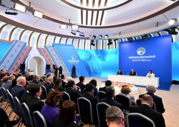 “Ахуалды шұғыл түзету қажет“ — Тоқаев салық төлемейтін кәсіпкерлер туралы