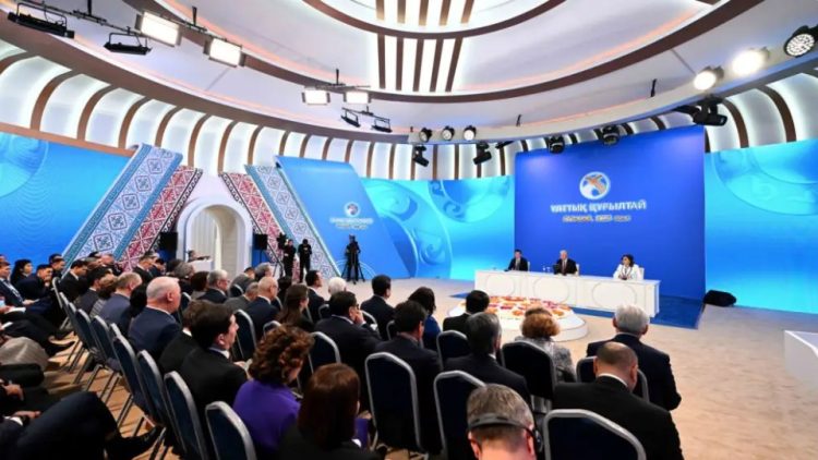 “Ахуалды шұғыл түзету қажет“ — Тоқаев салық төлемейтін кәсіпкерлер туралы