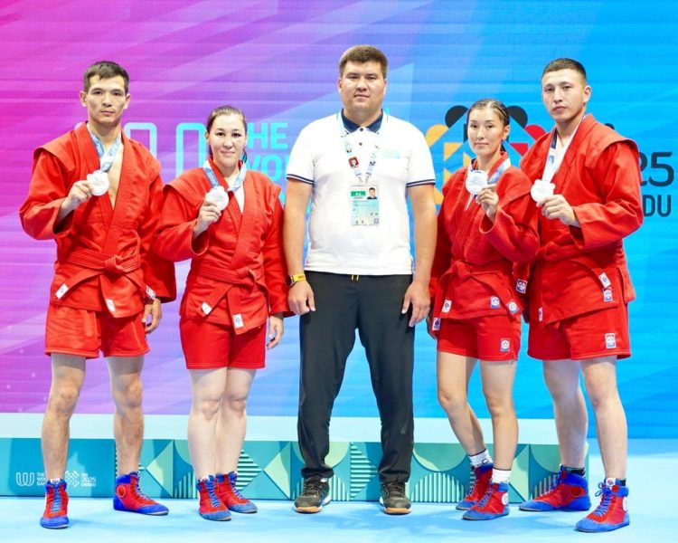 ҚЫЗМЕТ ПЕН СПОРТТЫ ҚАТАР ҚОЙҒАН ШЕНДІ АРУ