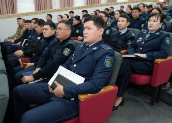 ТҮРКІСТАН ОБЛЫСЫНДА «АДАЛ ПОЛИЦЕЙ» АКЦИЯСЫ АЯСЫНДА АУҚЫМДЫ ЖИЫН ӨТТІ