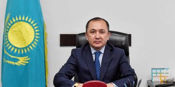 Сарыағаш ауданының әкімі Арман Абдуллаев Қазақстанды шетелге масқара қылды